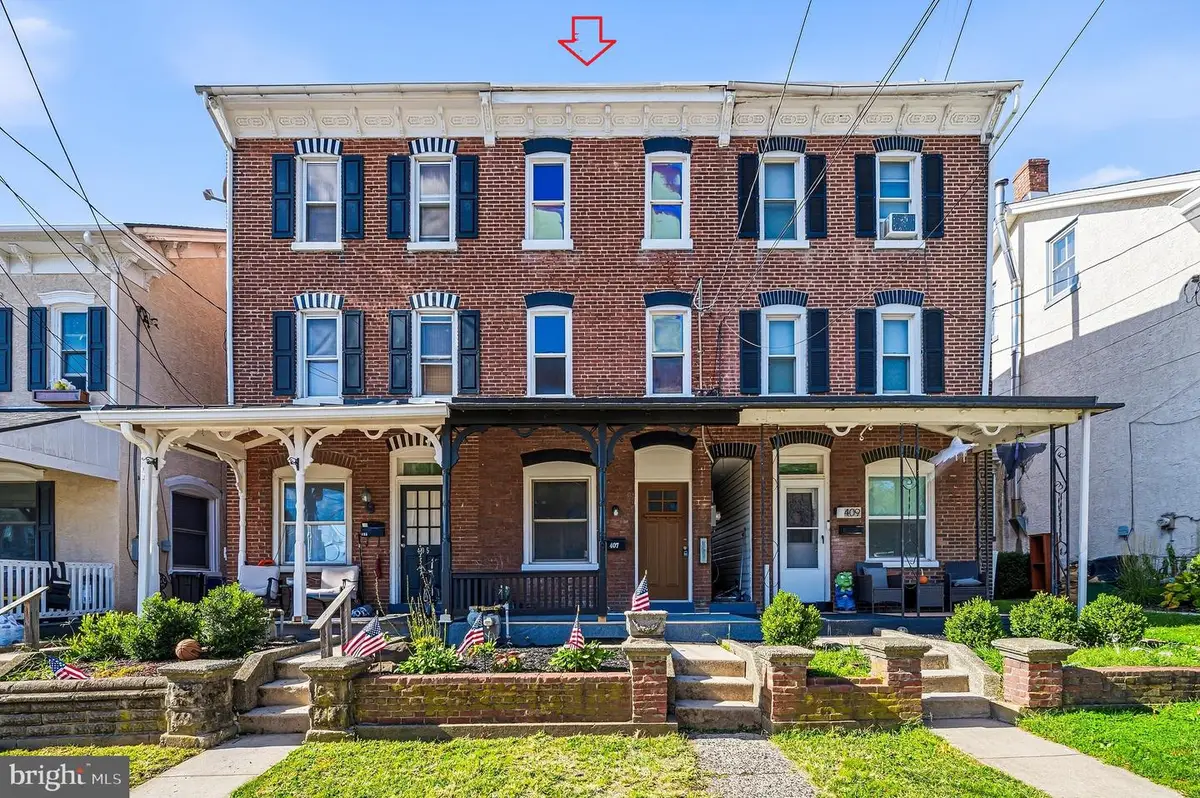 407 Walnut St, Royersford, PA 19468 - #1