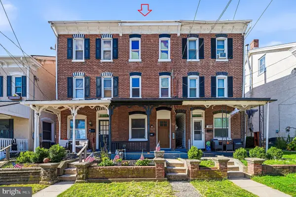 407 Walnut St, ROYERSFORD, PA 19468