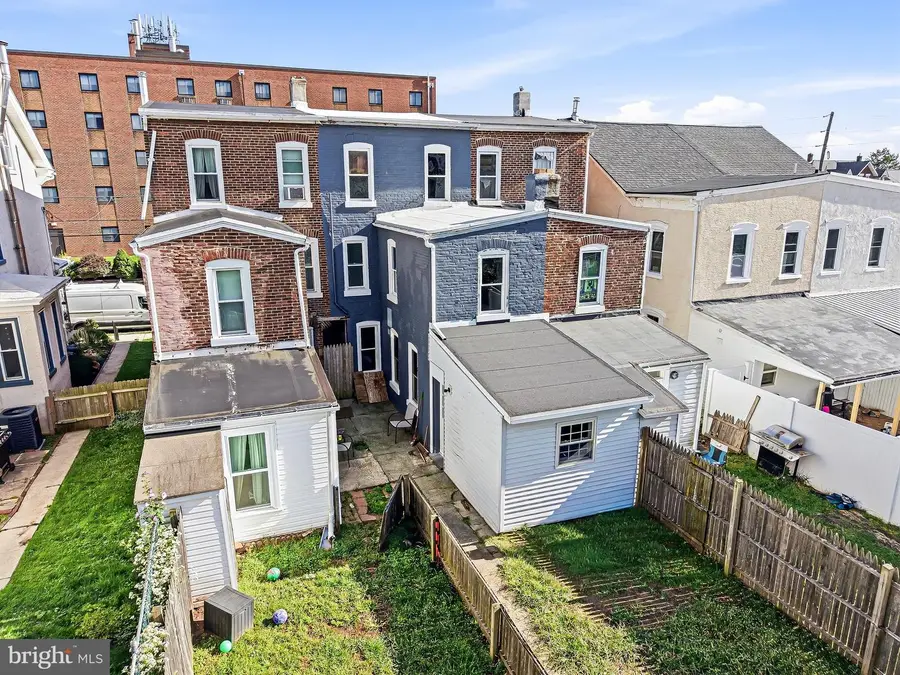407 Walnut St, Royersford, PA 19468 - #3