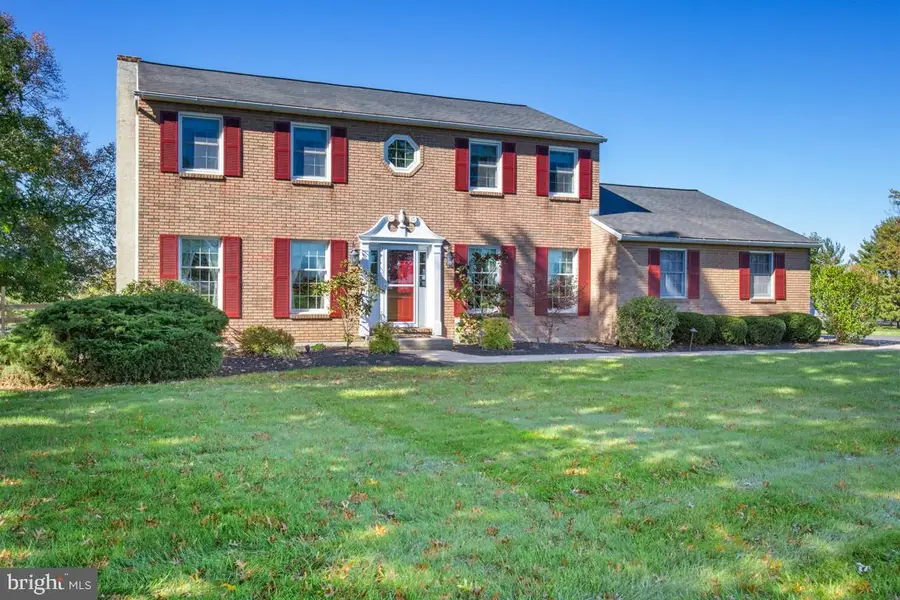 909 Lederach Cross Rd #, Schwenksville, PA 19473 - #2