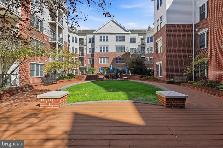 200 W Elm St #1417, Conshohocken, PA 19428 - #3