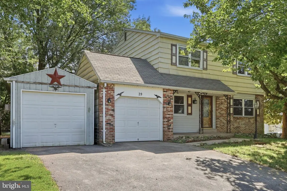 29 Cochise Ln, Royersford, PA 19468 - #1