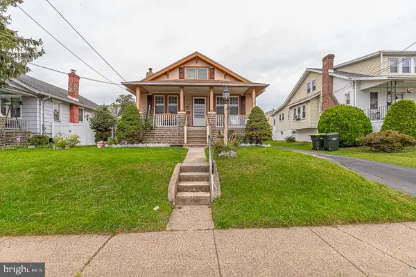 107 Center Ave #, WILLOW GROVE, PA 19090