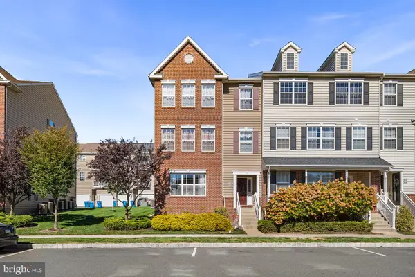 3020 Goshen Dr #m91, PENNSBURG, PA 18073