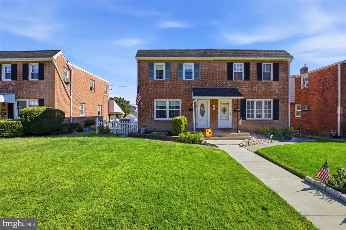 712 Buttonwood St, Norristown, PA 19401 - #1
