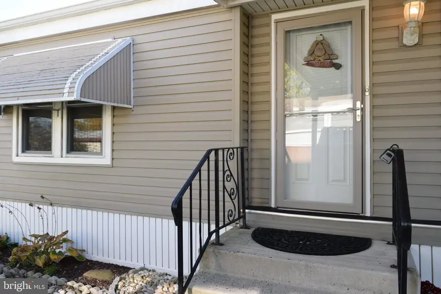 220 Winding Brook Run, North Wales, PA 19454 - #2