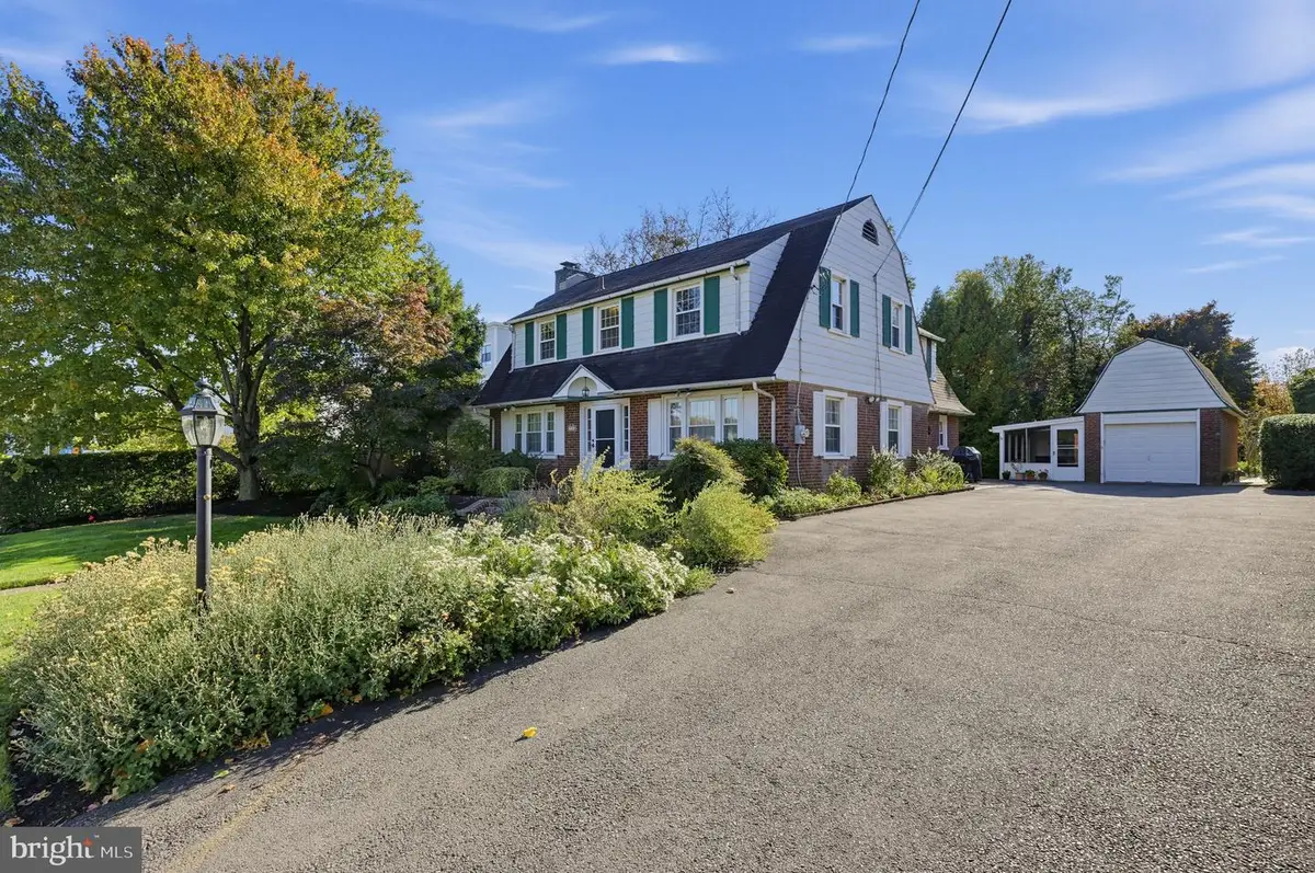 910 Greenwood Ave, Jenkintown, PA 19046 - #1