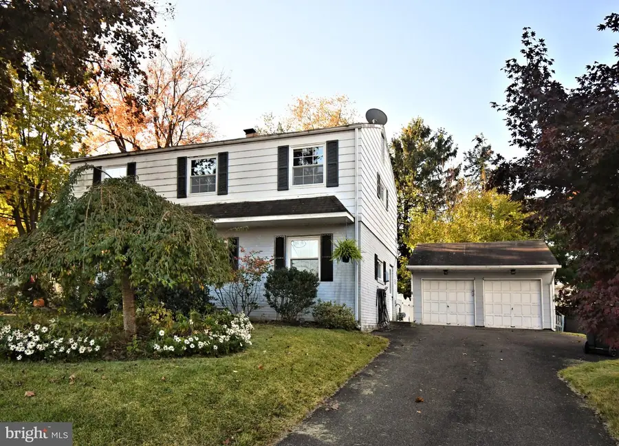 2012 Tulip Rd, Glenside, PA 19038 - #2