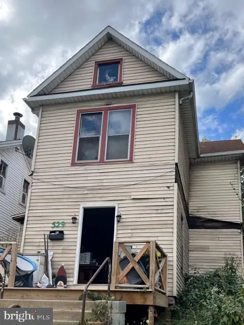 529 Valley St, Lewistown, PA 17044 - Image #2