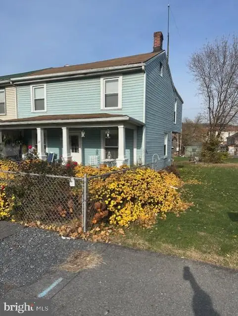 27 Henrietta St, Lewistown, PA 17044 - Image #2