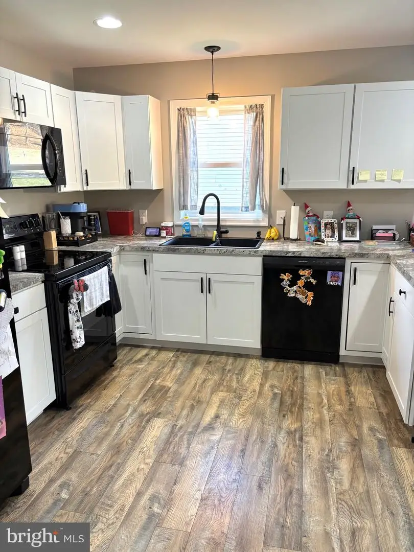 271 Orchard Grove Ave, Lewistown, PA 17044 - Image #3