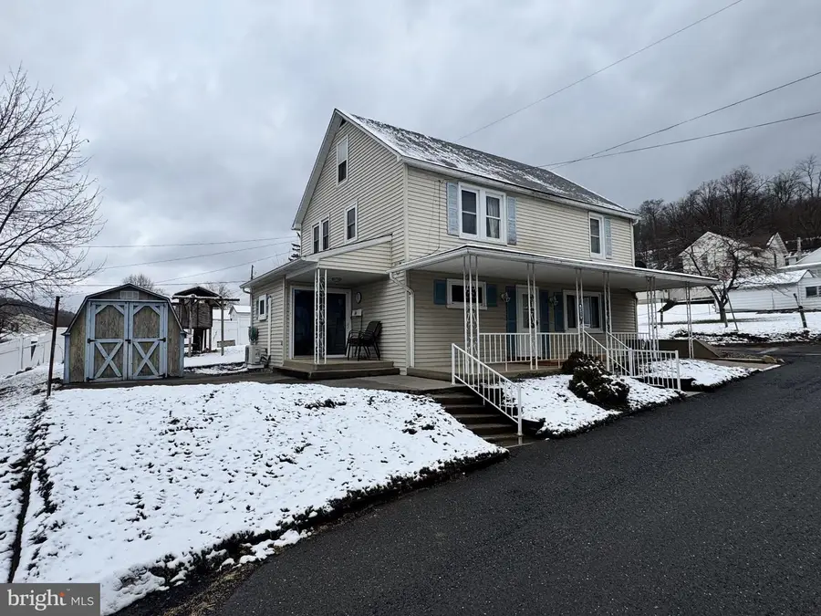 50 Center St, Lewistown, PA 17044 - #2