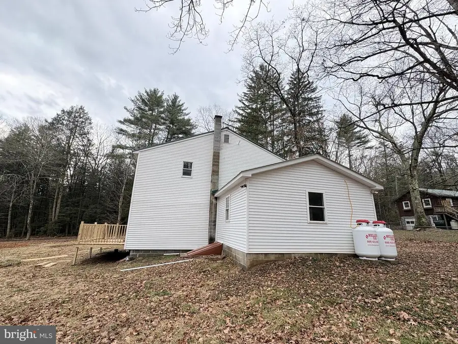 25 Scenic Dr, Milroy, PA 17063 - #3