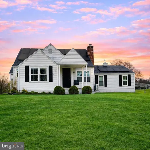 121 Queen St, REEDSVILLE, PA 17084