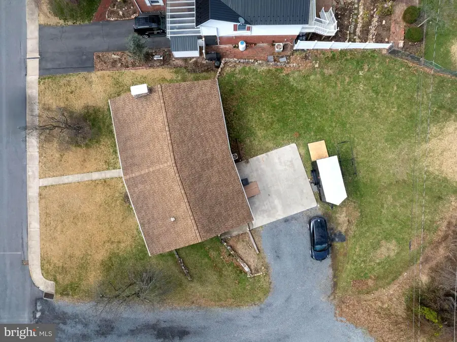 17 Sunset Rd, Lewistown, PA 17044 - #2