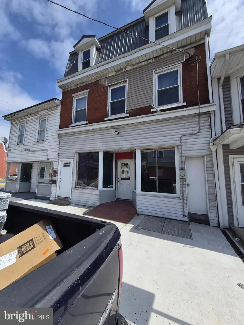 170 Valley St, Lewistown, PA 17044 - #2