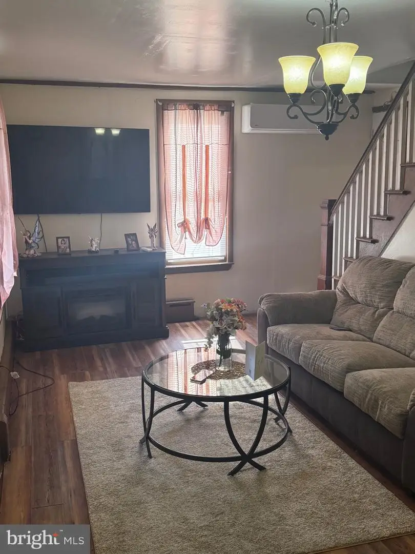 202 S Logan Blvd, Burnham, PA 17009 - #2