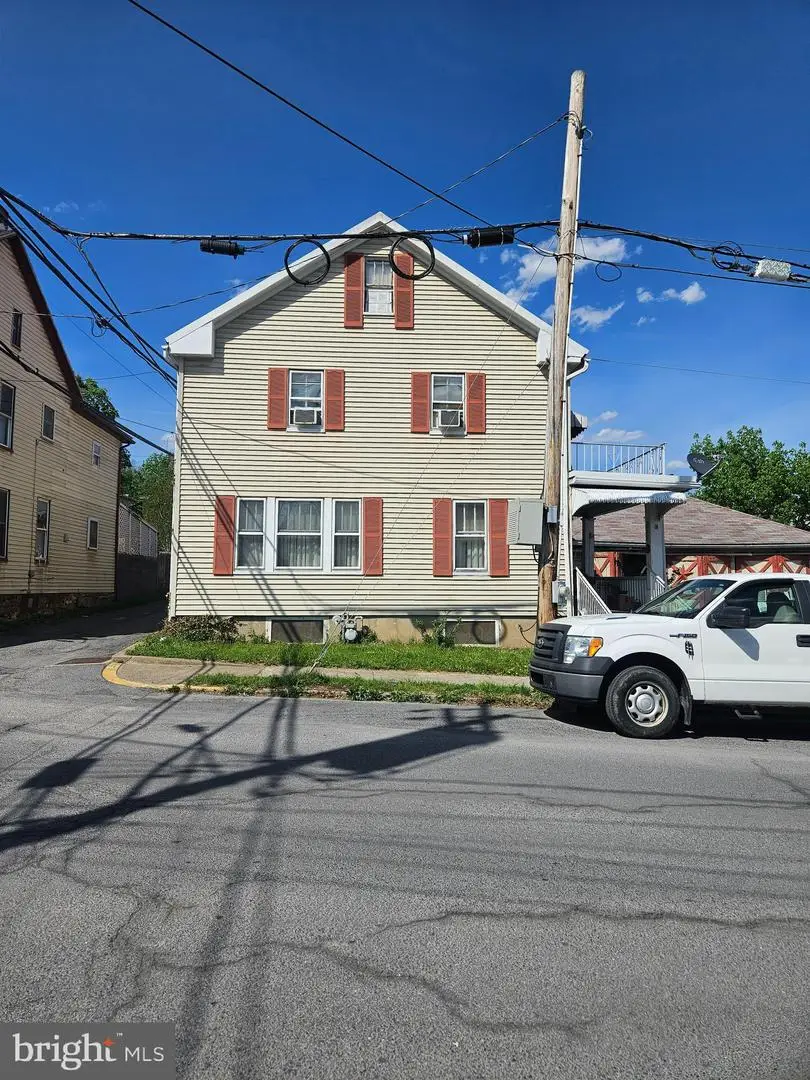 8 N Pine St, Lewistown, PA 17044 - #1