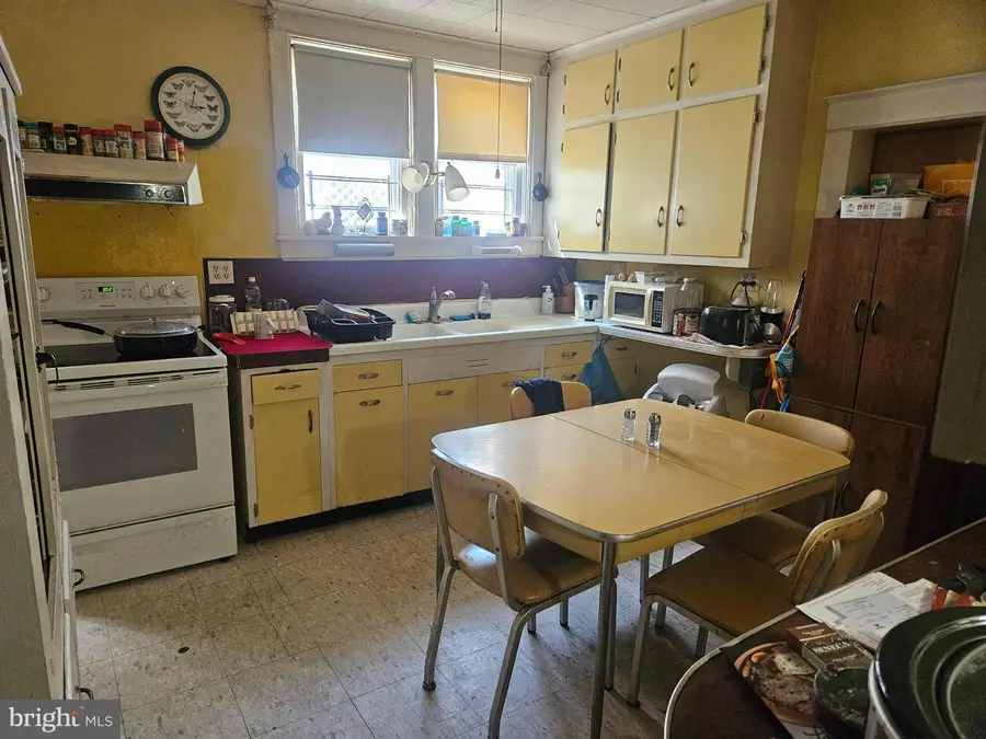 8 N Pine St, Lewistown, PA 17044 - #2