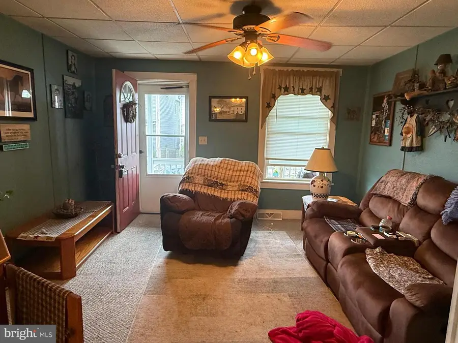 265 W 5th St, Lewistown, PA 17044 - #3