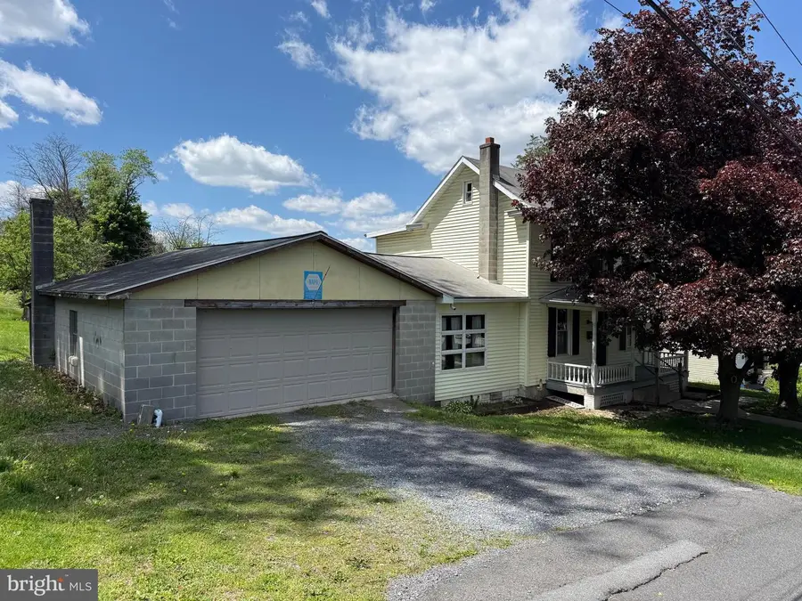112 S Ridge St, Burnham, PA 17009 - #3