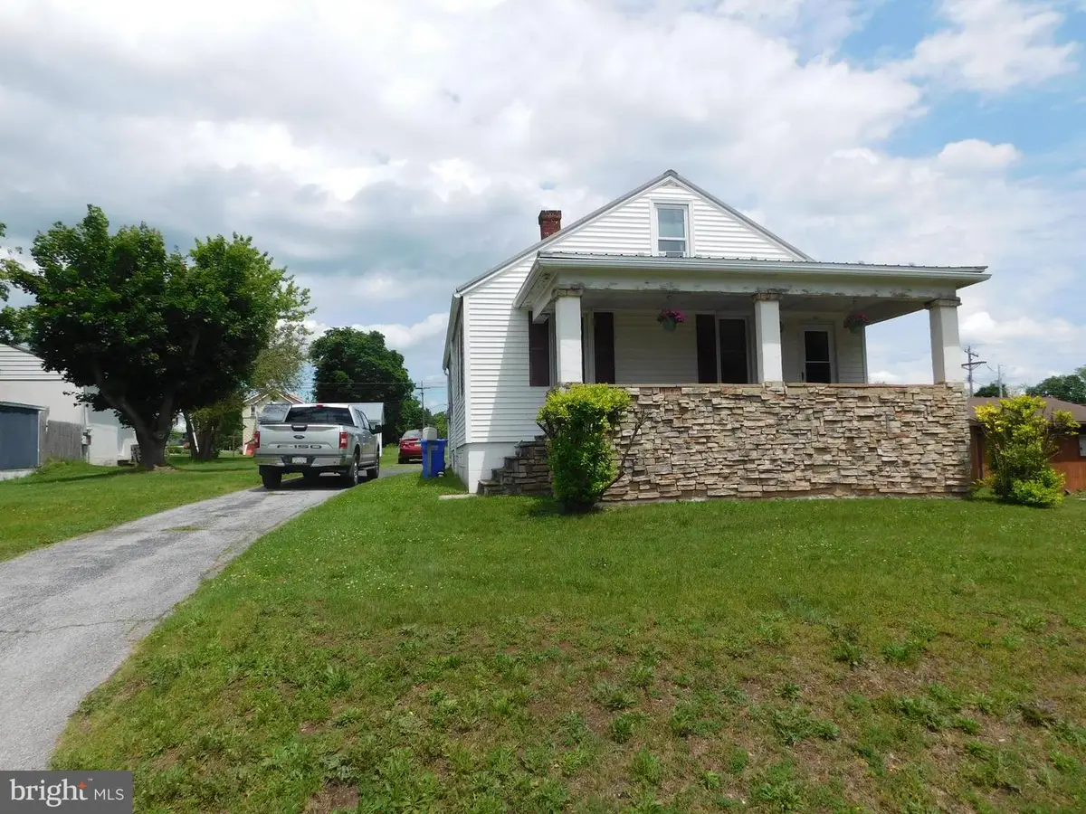 215 Greenwood Avenue, Yeagertown, PA 17099 - #1