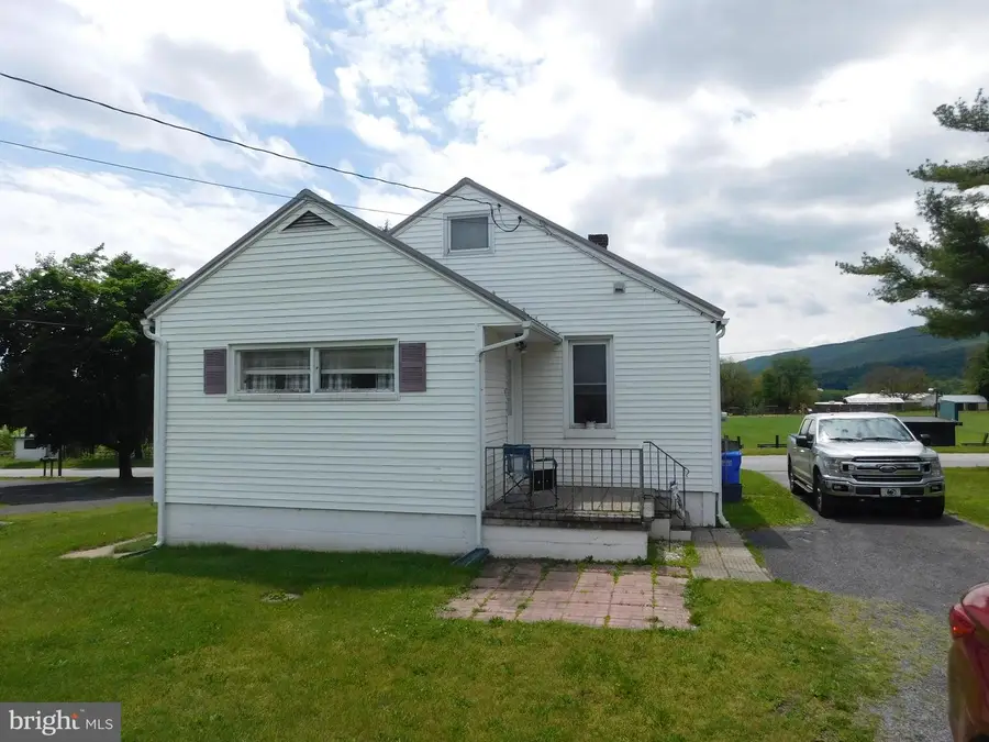 215 Greenwood Avenue, Yeagertown, PA 17099 - #3