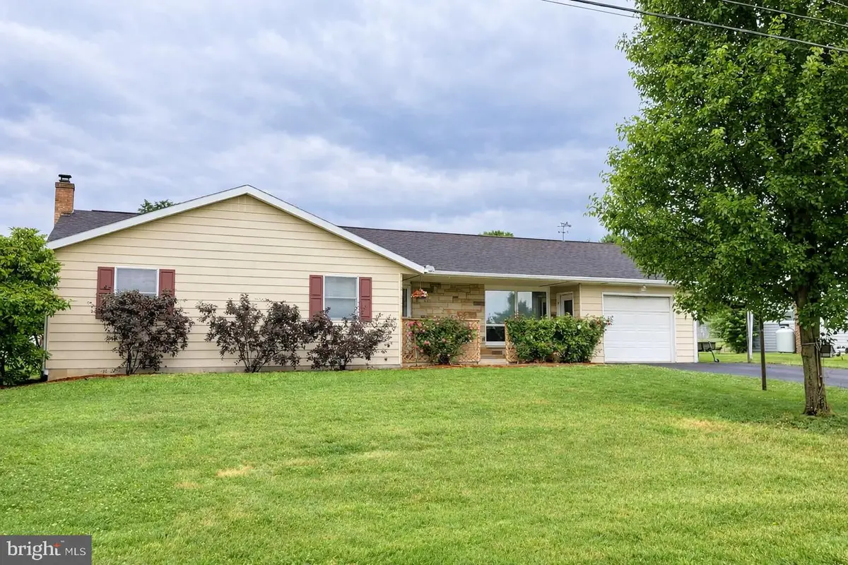 101 Marlick Ave, Reedsville, PA 17084 - #1