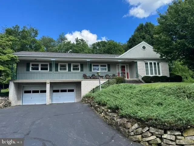 177 Scenic Dr, Lewistown, PA 17044 - #1