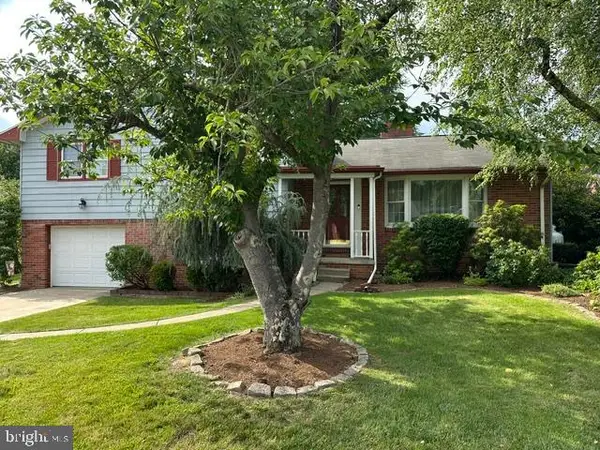 328 Cottage Place, LEWISTOWN, PA 17044