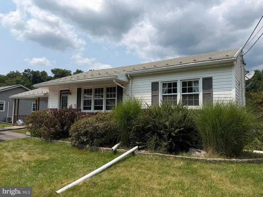 715 Honey Creek Rd, Reedsville, PA 17084 - #2