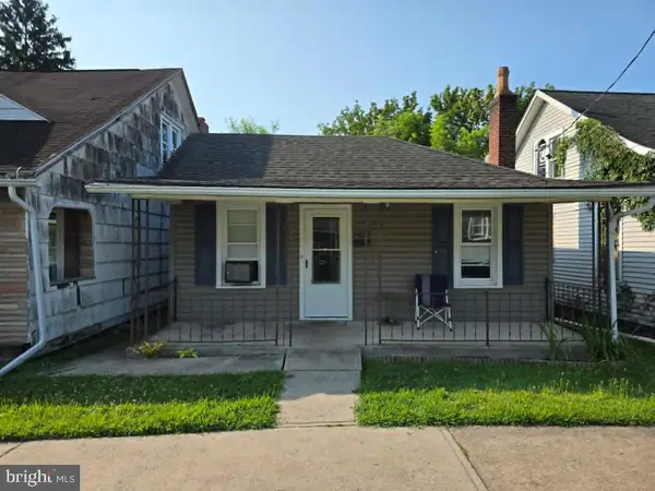622 W 5th St, LEWISTOWN, PA 17044