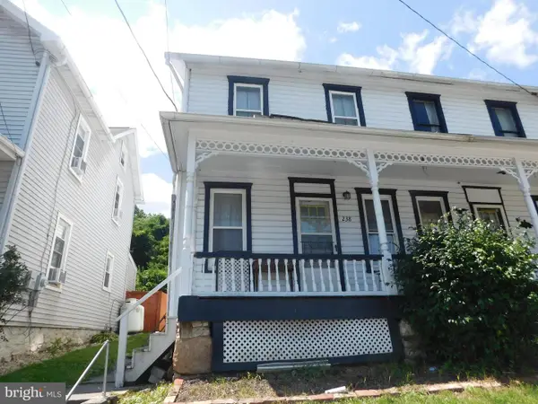 238 North Main Street, YEAGERTOWN, PA 17099