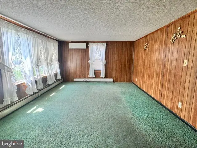 1463 N River Rd, Granville, PA 17029 - #2