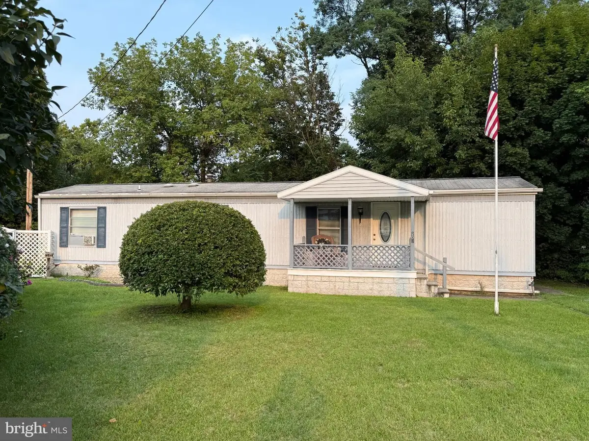 207 N Main St, Yeagertown, PA 17099 - #1