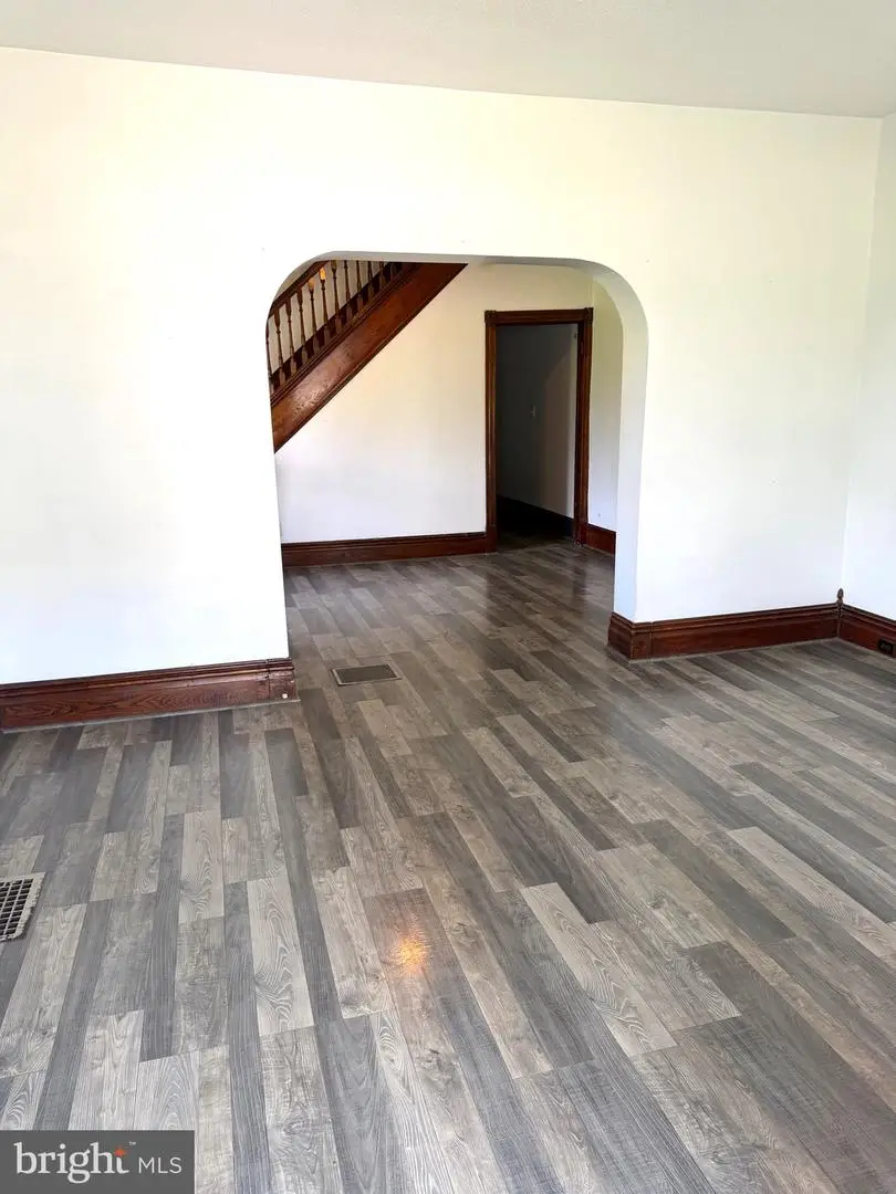 324 Shaw Ave, Lewistown, PA 17044 - #3