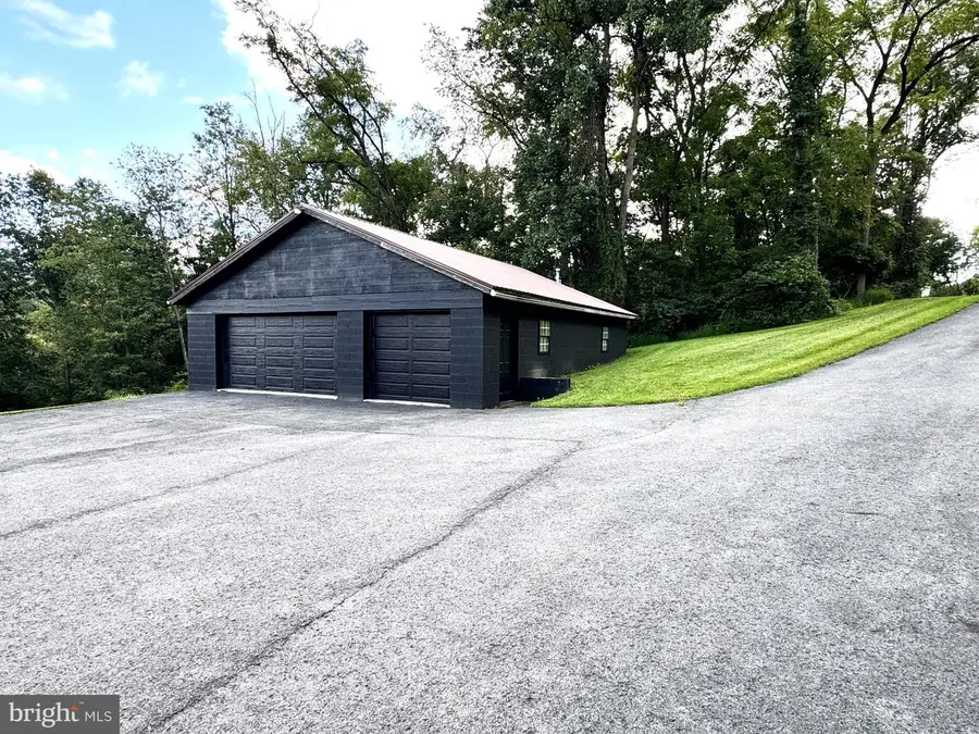 60 N Ridgley Ave, Lewistown, PA 17044 - #3