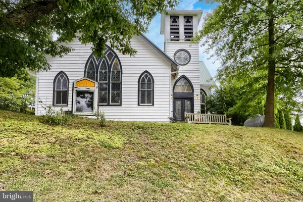 308 Fourth Avenue, BURNHAM, PA 17009