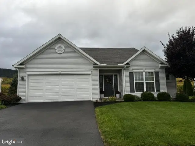 21 Cambridge Ln, Lewistown, PA 17044 - #2