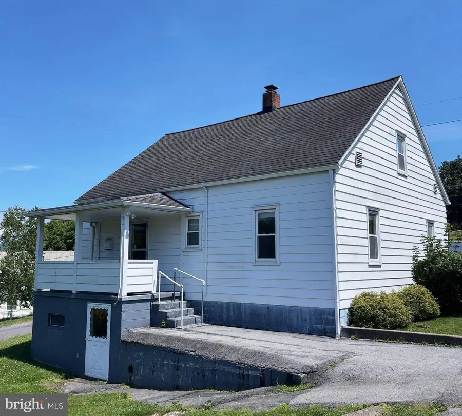 281 Sigler St, Milroy, PA 17063 - #2