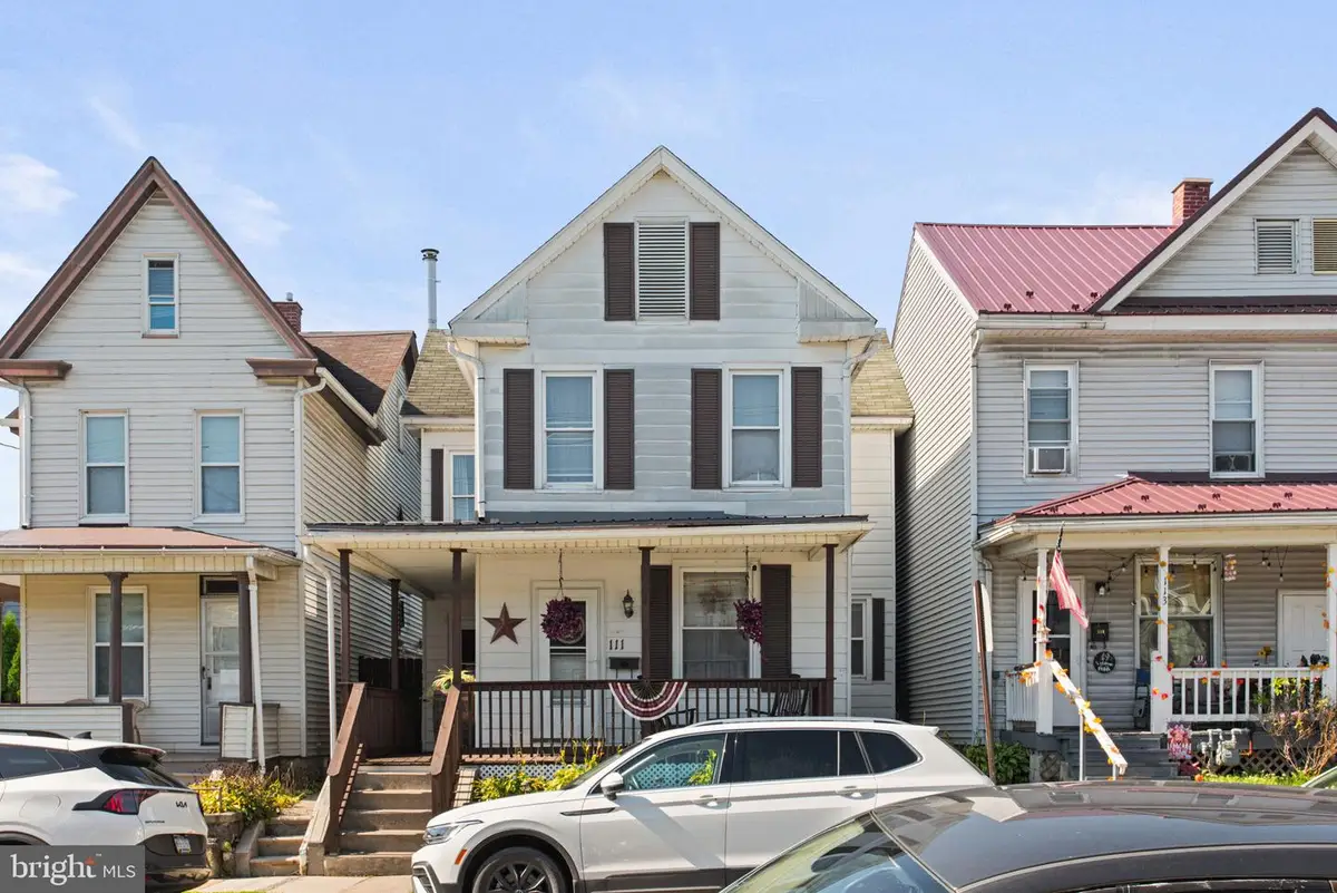 111 Pannebaker Ave, Lewistown, PA 17044 - #1