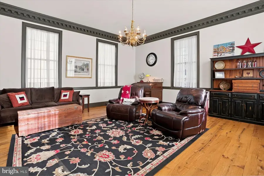 503 S Walnut St, Burnham, PA 17009 - #3