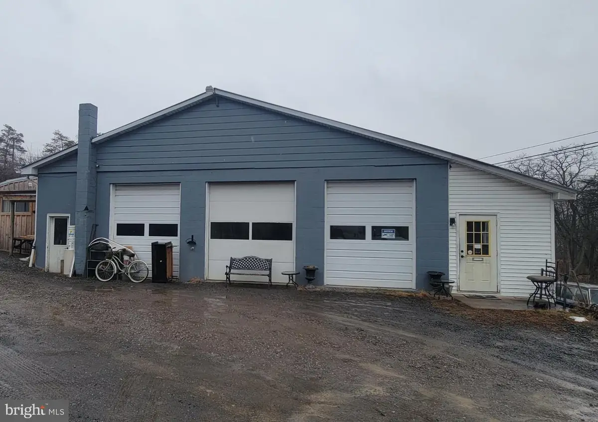 14 Red Bud Ln, Danville, PA 17821 - #1