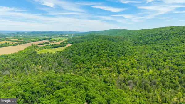 165-a Mountain Rd, MILTON, PA 17847