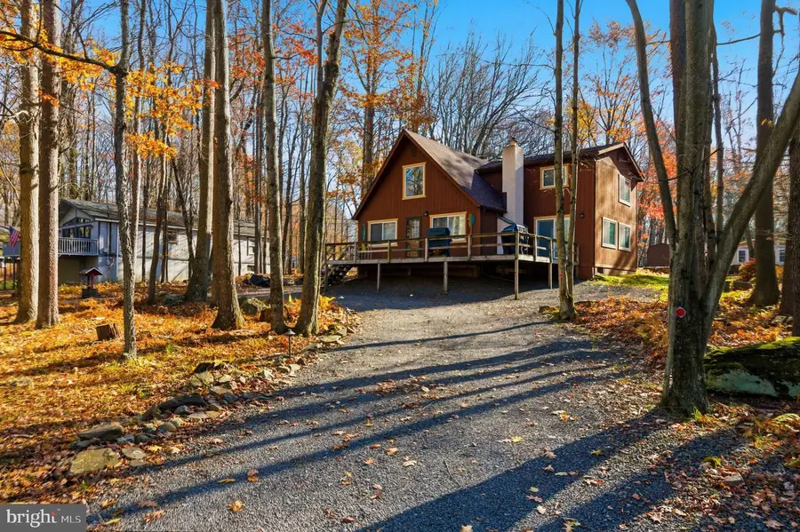 130 Beech Ln, Pocono Lake, PA 18347 - Image #2