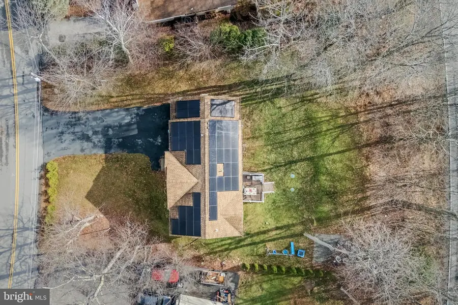 2127 Warwick Cir, Tobyhanna, PA 18466 - Image #3