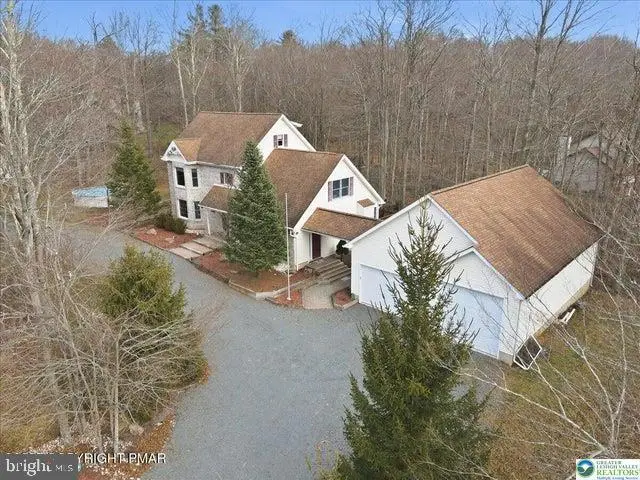 322 Scenic Dr, Blakeslee, PA 18610 - Image #1
