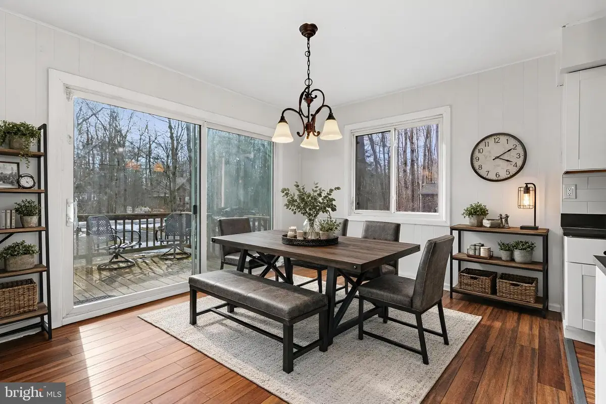 113 Gross Dr, Pocono Pines, PA 18350 - Image #1