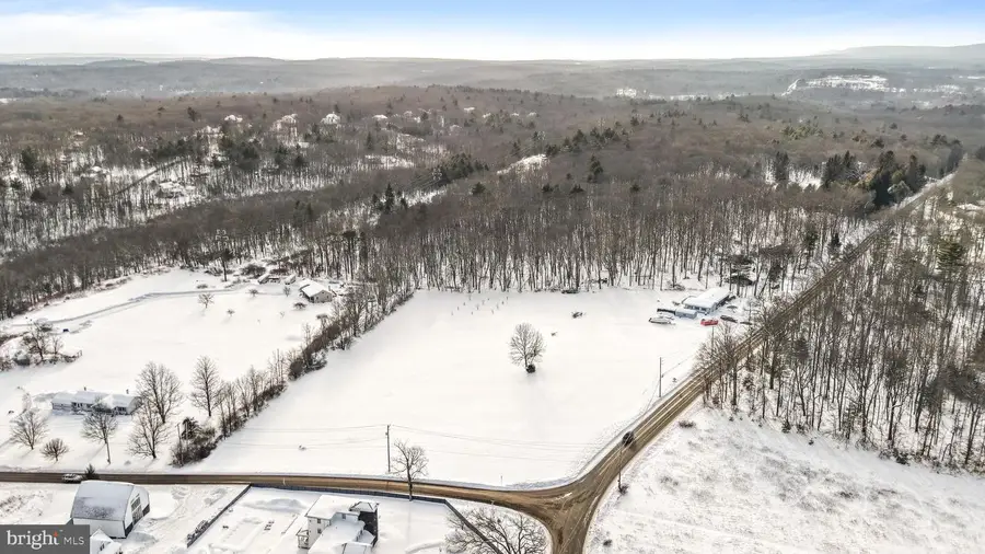 380 Cherry Lane Rd, Bartonsville, PA 18321 - Image #2