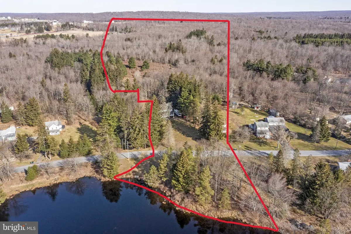 2101 Lakeside Dr, Tobyhanna, PA 18466 - #1